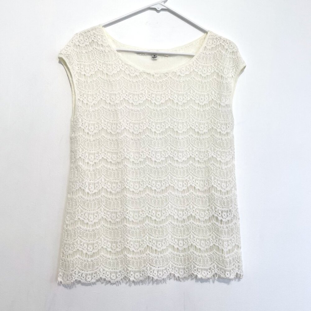 MAX STUDIO White Lace Overlay / Cream Ivory ? Lined Scalloped Hem Cap Sleeve Top